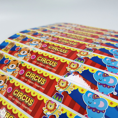 Varnishing Custom Die Cut Stickers CMYK BOPP Film Cartoon Nhãn dán
