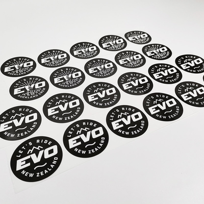 BOPP Nhãn bán lẻ tùy chỉnh Varnishing Giấy dán Vinyl có thể in quay