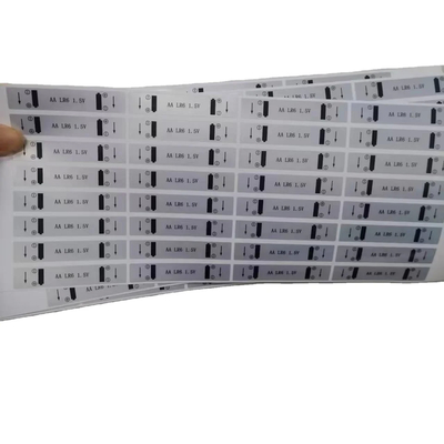 Các nhãn dán chống nước gắn liền vĩnh viễn được in theo yêu cầu