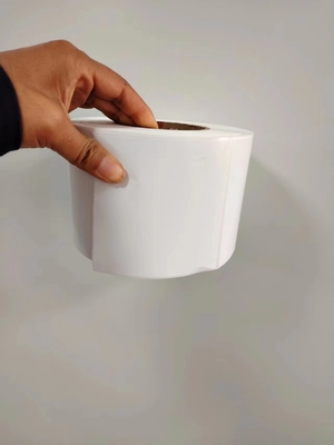 Các nhãn dán chống nước gắn liền vĩnh viễn được in theo yêu cầu
